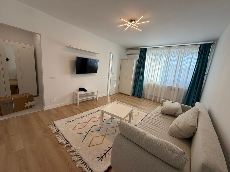 Titan 3 minute metrou, bloc mixt, totul nou,